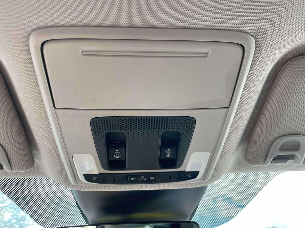 2023 Honda Pilot Elite - Photo 35