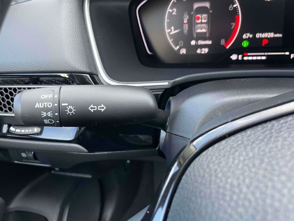 2024 Honda Civic Hatchback EX-L - Photo 24