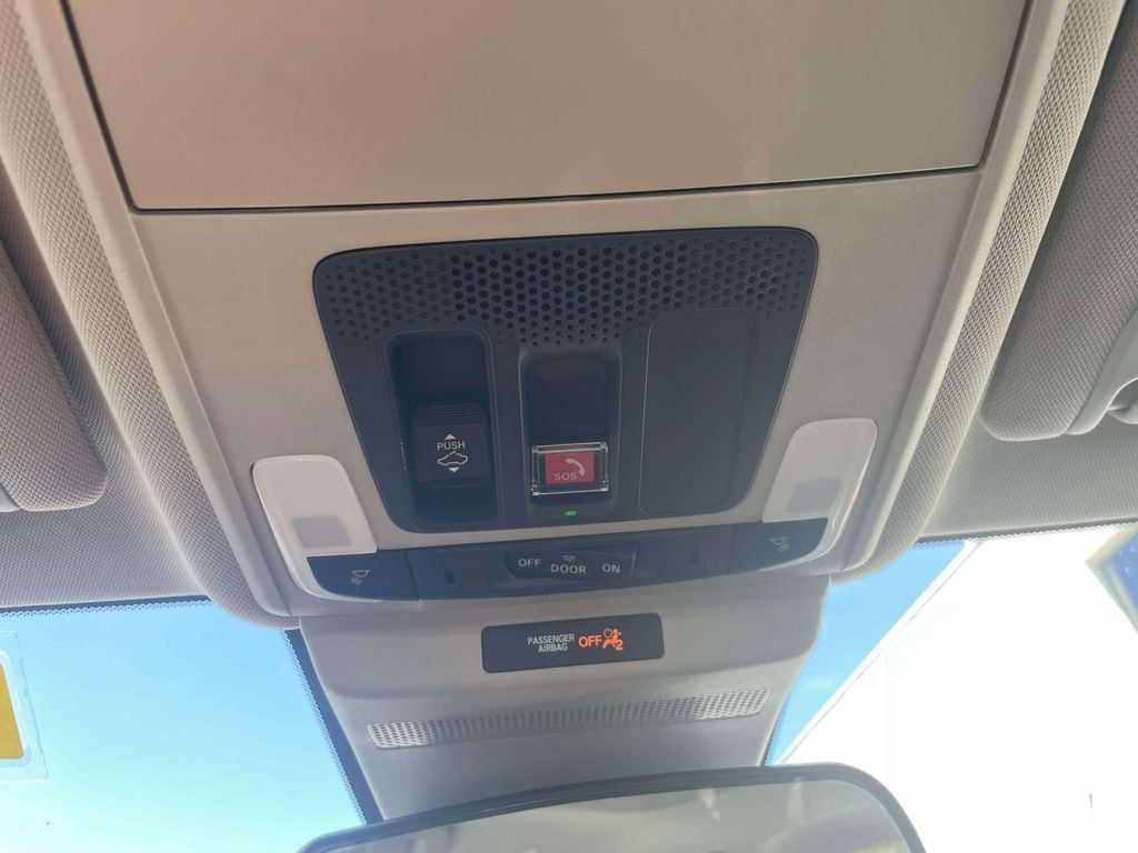 2025 Honda Accord SE - Photo 33