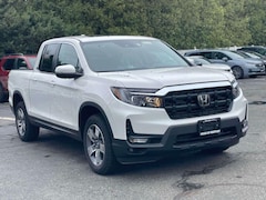 New 2025 Honda Ridgeline RTL Truck Crew Cab 255348 for Sale in Bridgeport, CT, at Honda of Westport