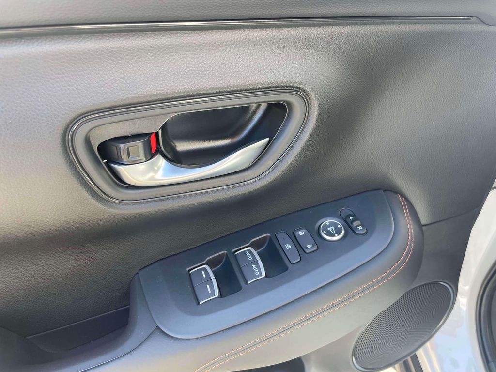 2026 Honda HR-V LX - Photo 16