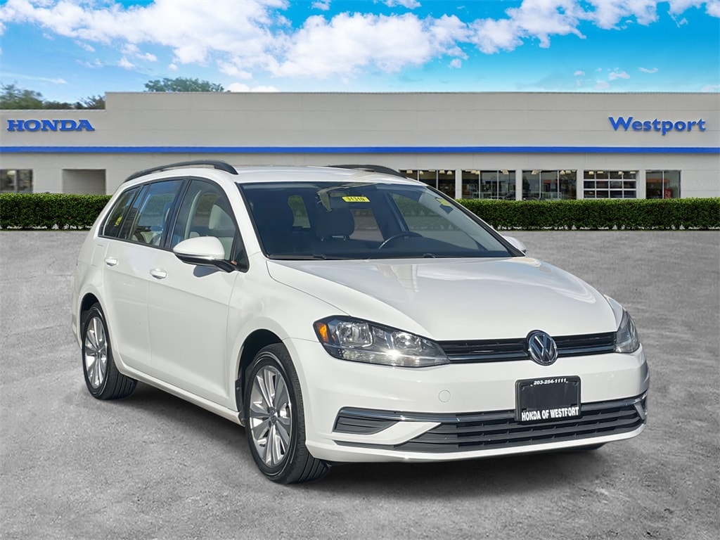 2018 Volkswagen Golf SportWagen S