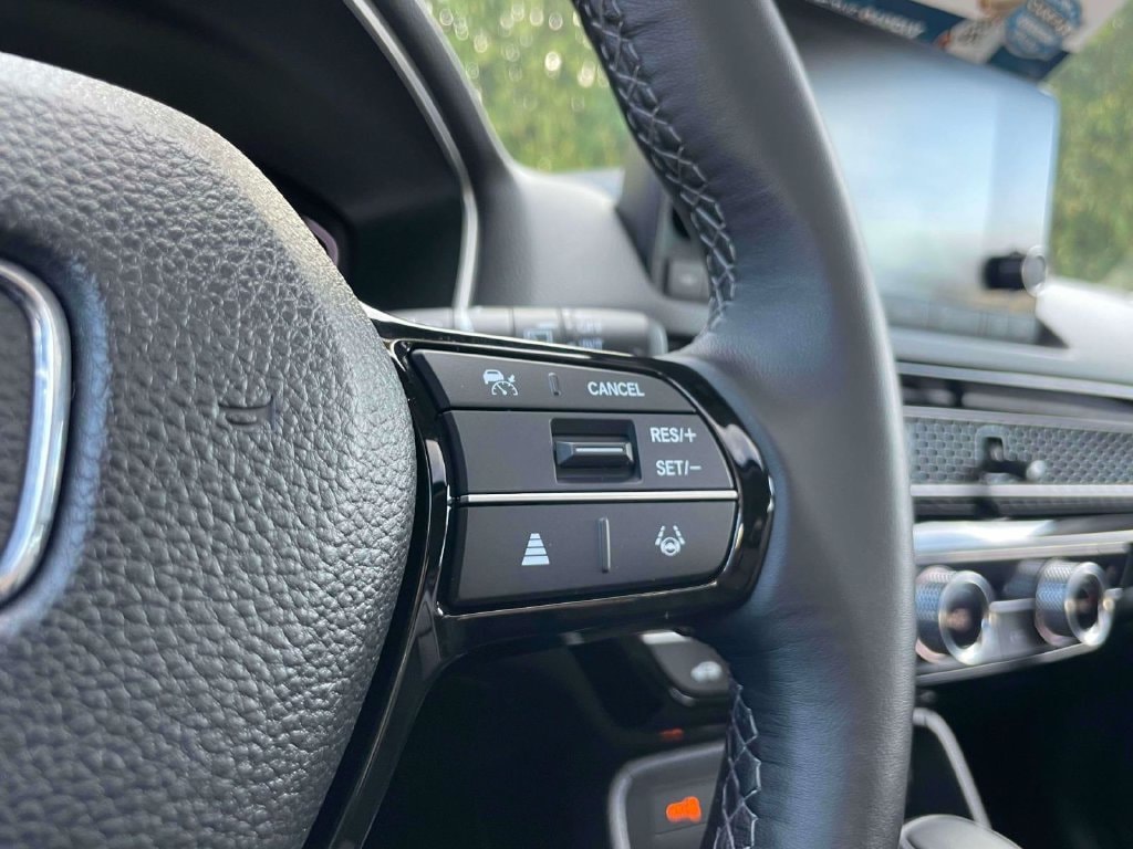 2024 Honda Civic Hatchback EX-L - Photo 23