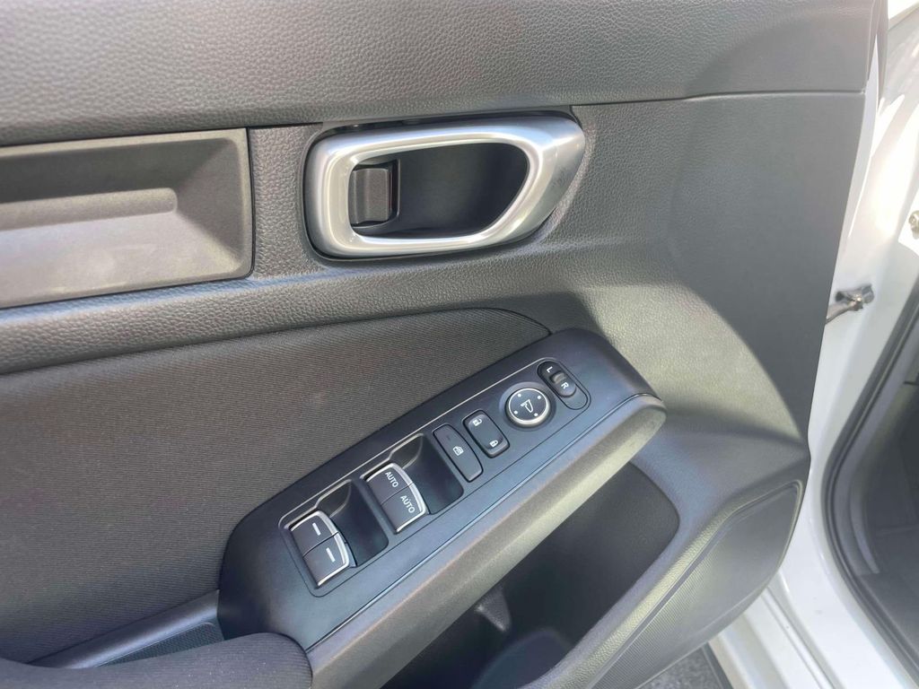 2026 Honda Civic Hatchback Sport - Photo 18