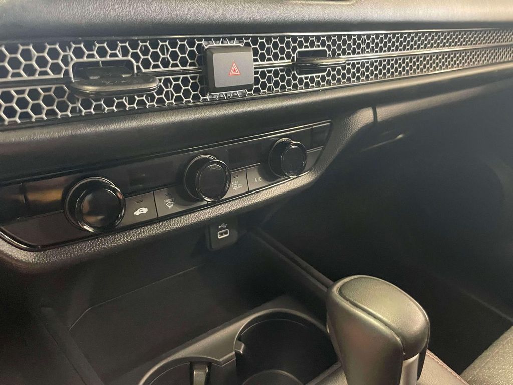 2025 Honda HR-V Sport - Photo 25
