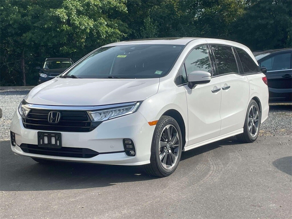 2023 Honda Odyssey Elite photo 3