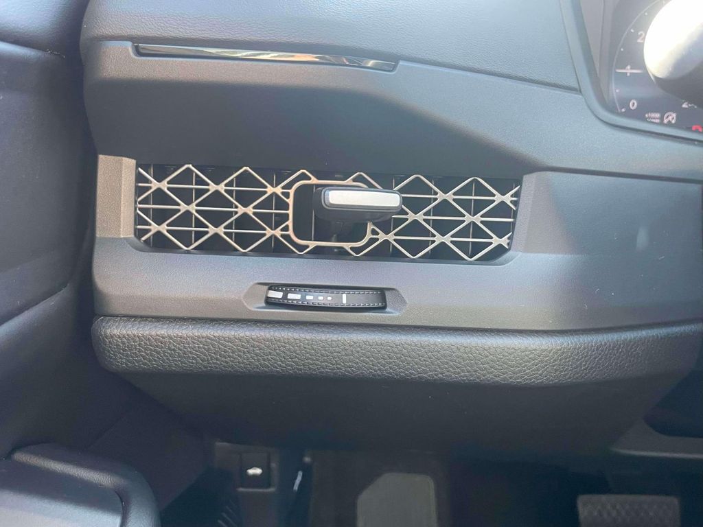 2025 Honda Accord SE - Photo 21