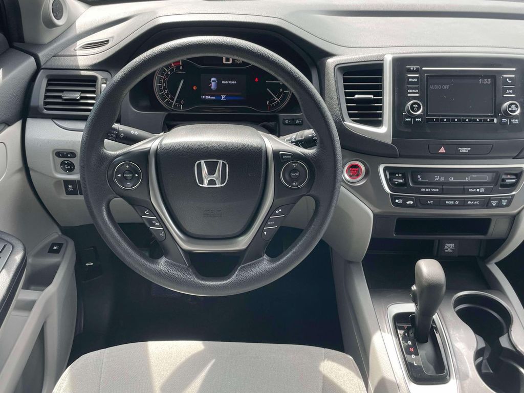 2016 Honda Pilot LX - Photo 13