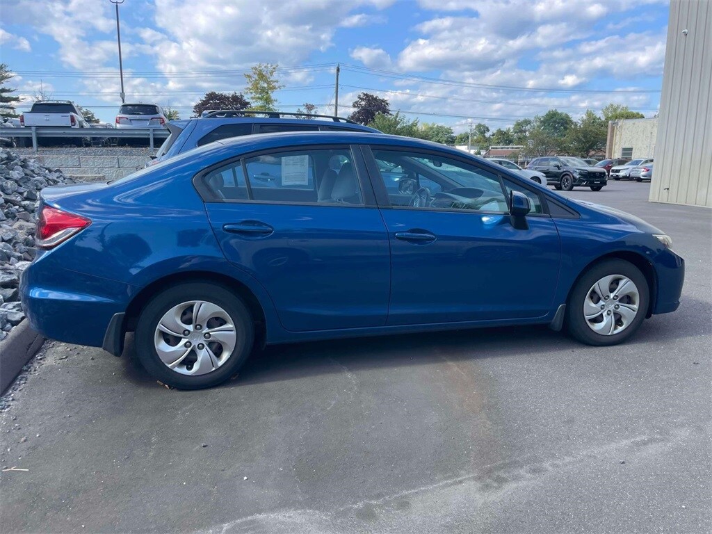 2013 Honda Civic LX photo 4
