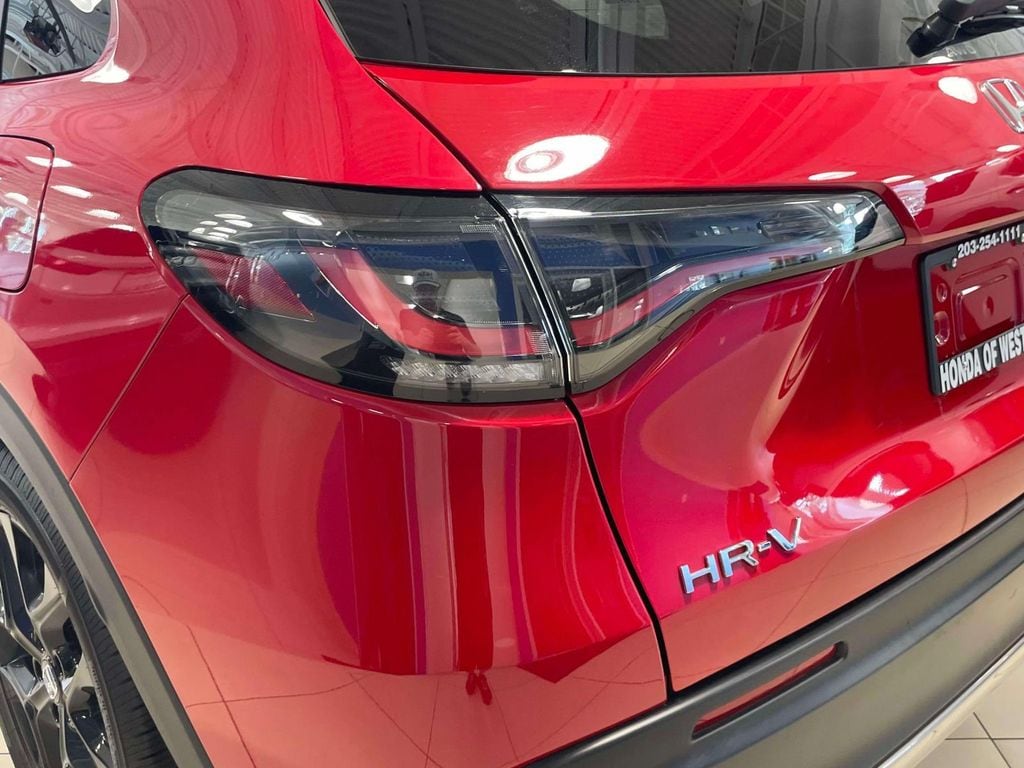 2025 Honda HR-V Sport - Photo 9