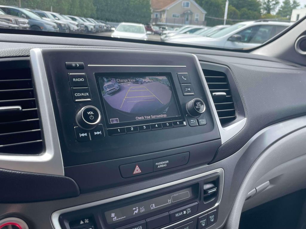 2016 Honda Pilot LX - Photo 28