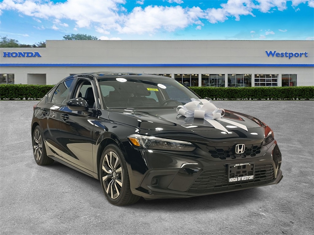 2022 Honda Civic Hatchback EX-L's photo