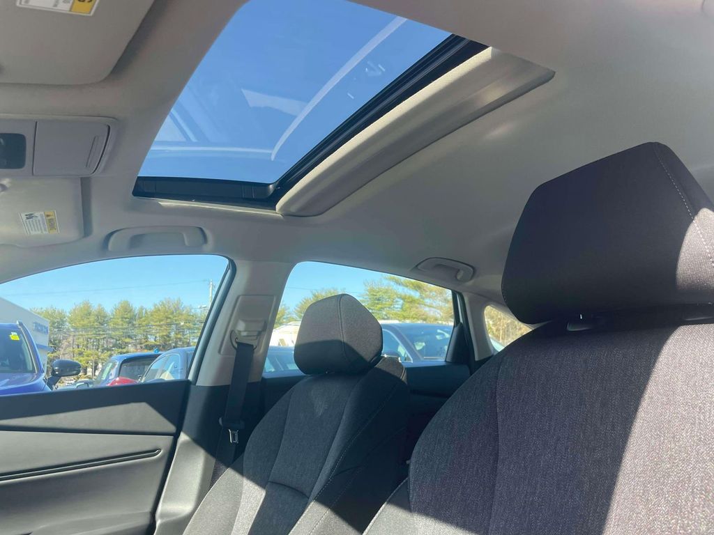2025 Honda Accord SE - Photo 20