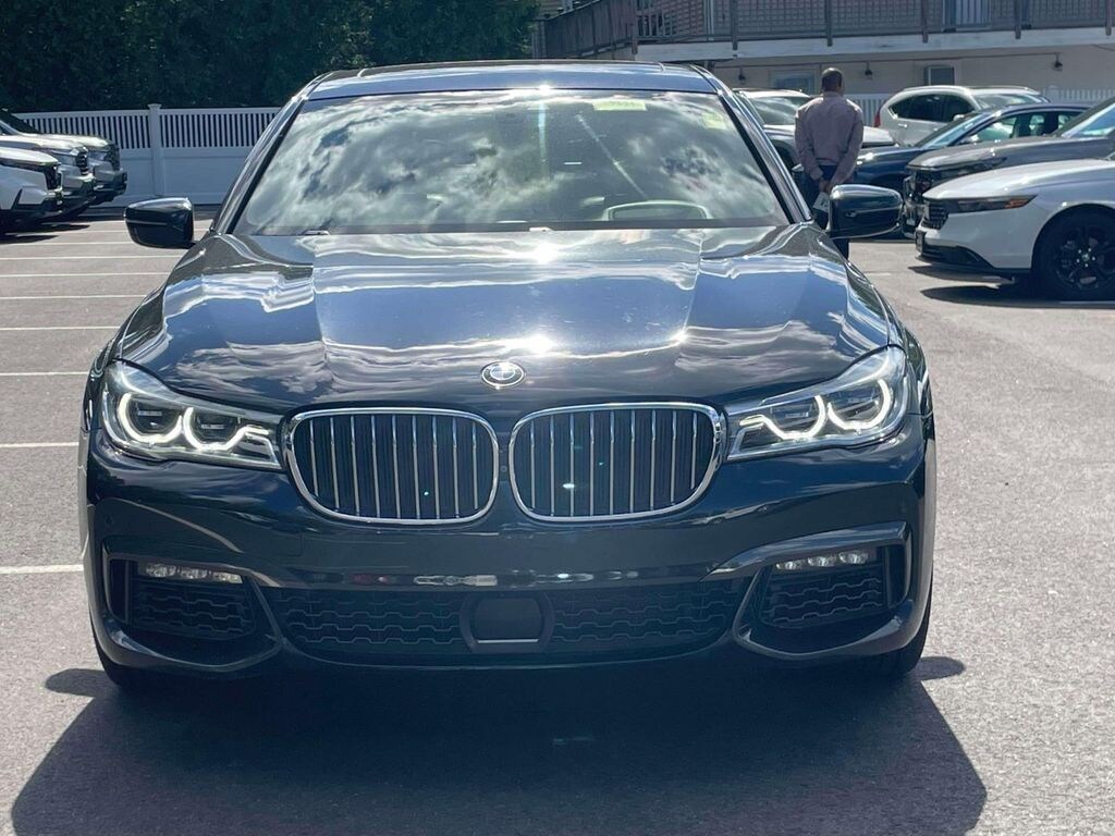 Used 2019 BMW 7 Series 750i xDrive Sedan
