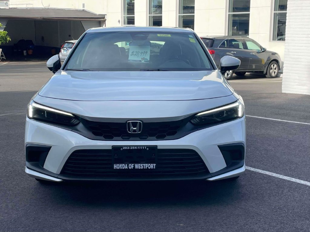 2024 Honda Civic Hatchback EX-L - Photo 2