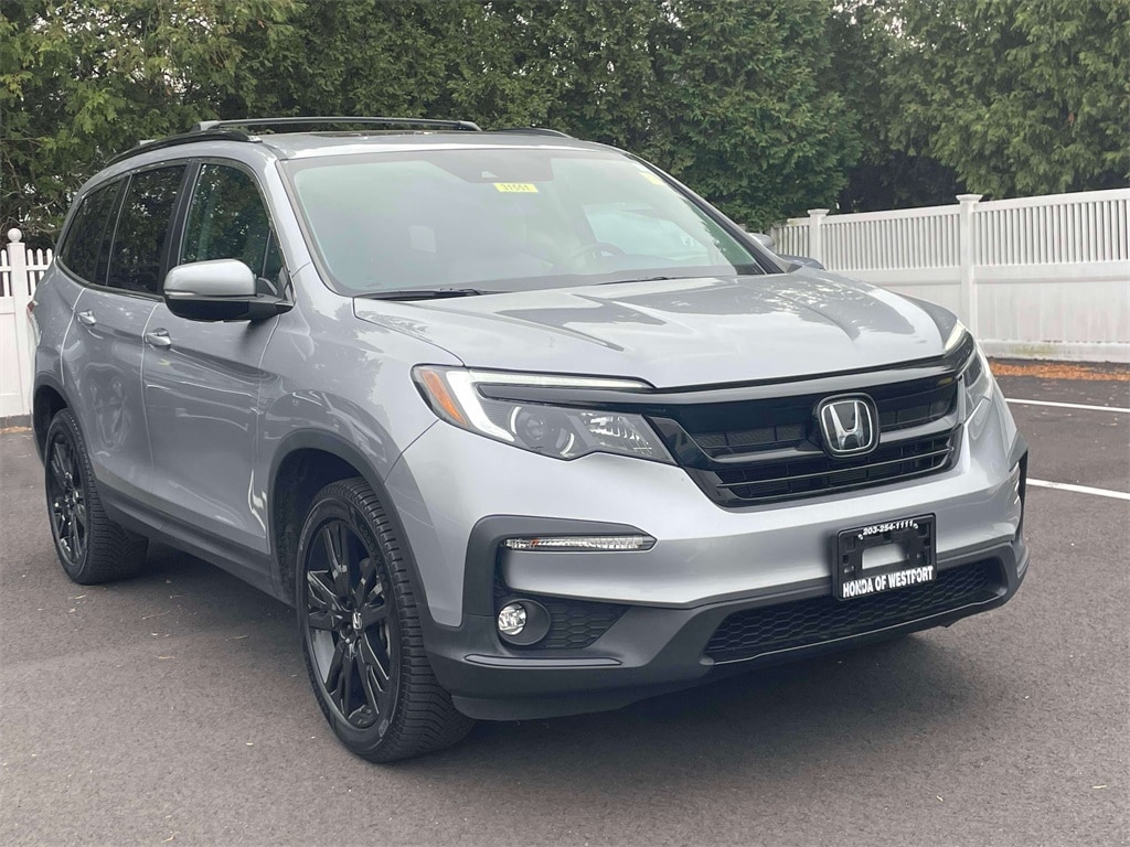 2022 Honda Pilot SE's photo