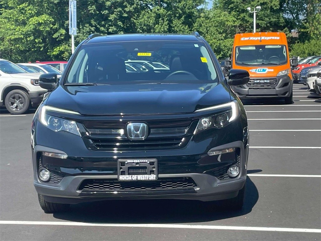 2022 Honda Pilot Special Edition photo 2