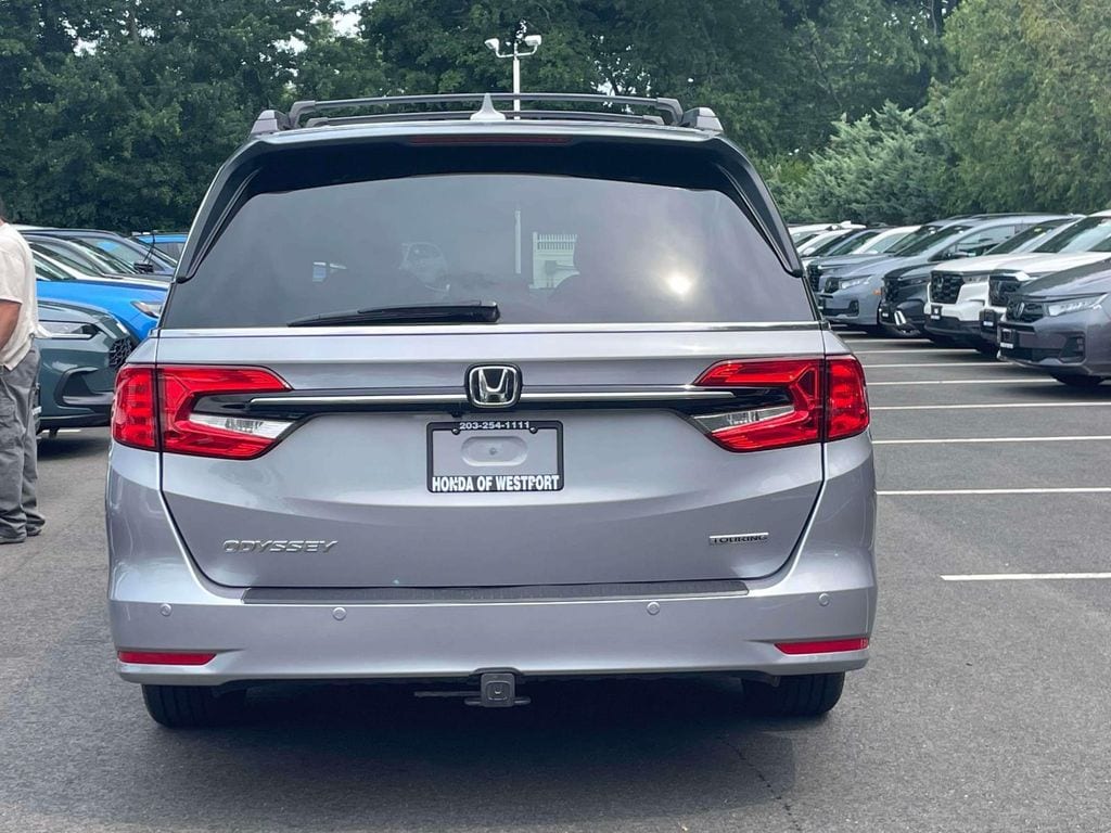 2023 Honda Odyssey Touring - Photo 6