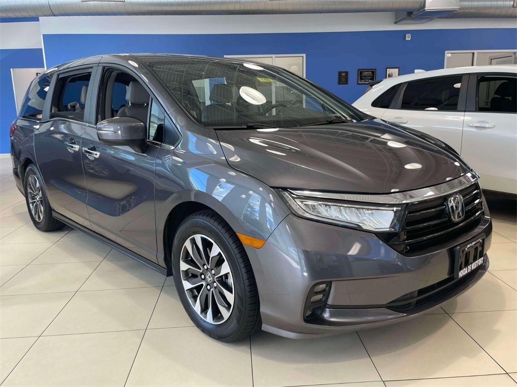 2024 Honda Odyssey EX-L's photo