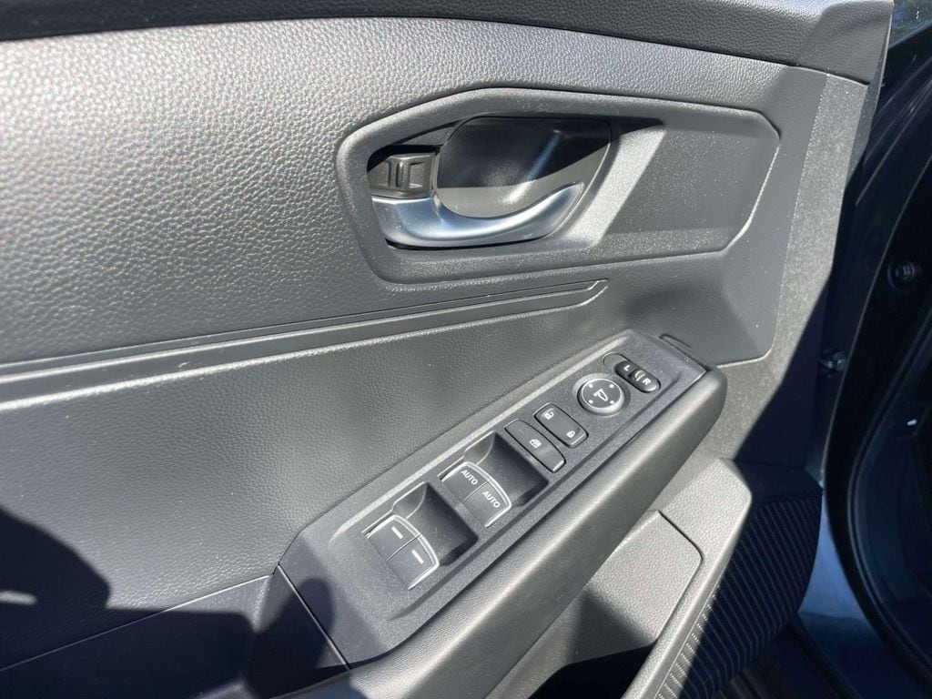 2024 Honda Accord LX - Photo 18