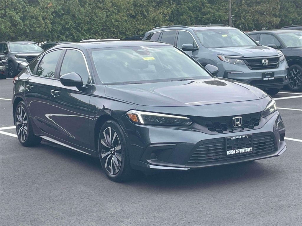 2023 Honda Civic Hatchback EX-L's photo