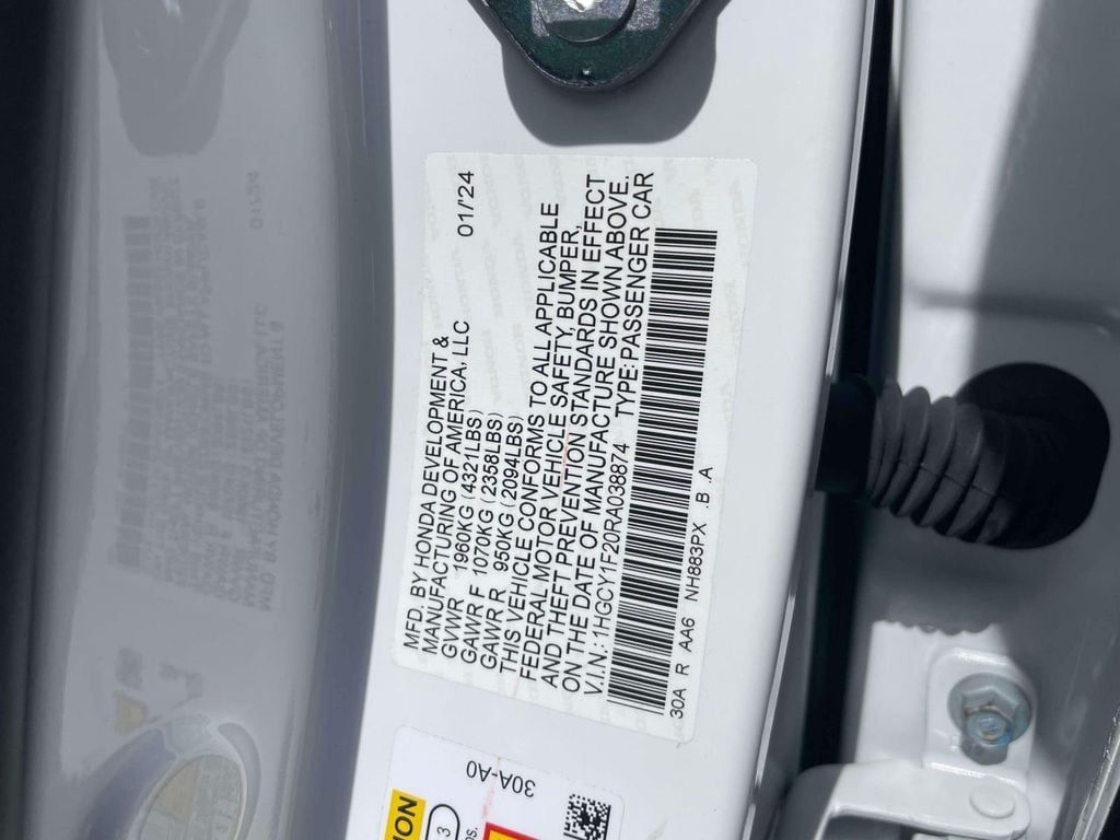 2024 Honda Accord LX - Photo 18