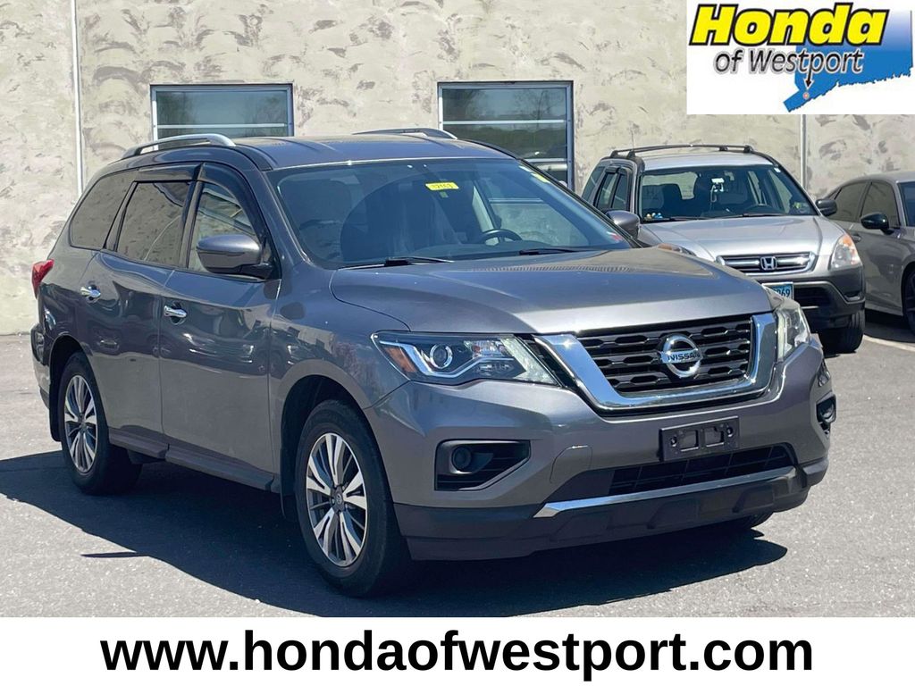 2020 Nissan Pathfinder S 4WD's photo