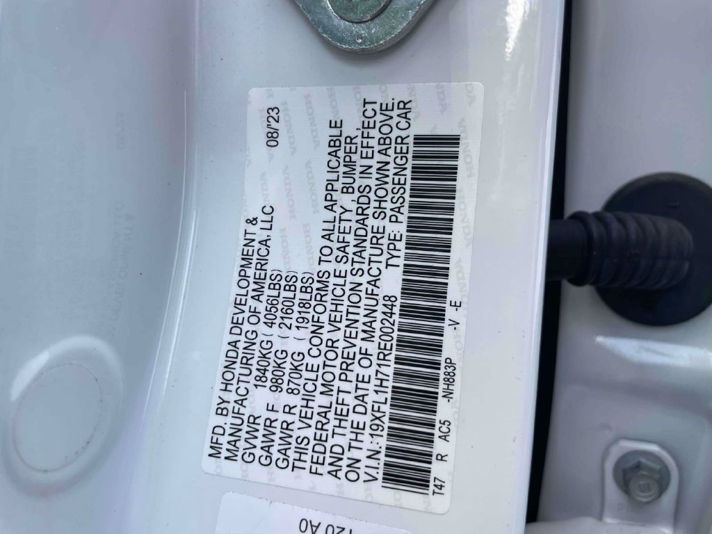 2024 Honda Civic Hatchback EX-L - Photo 35