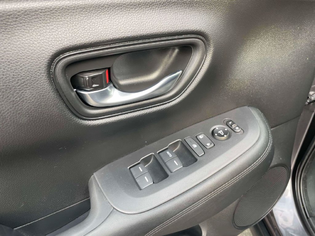 2023 Honda HR-V LX - Photo 18