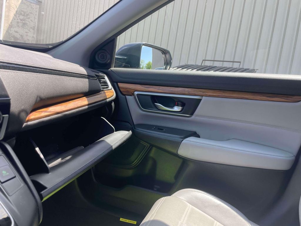 2018 Honda CR-V Touring - Photo 31