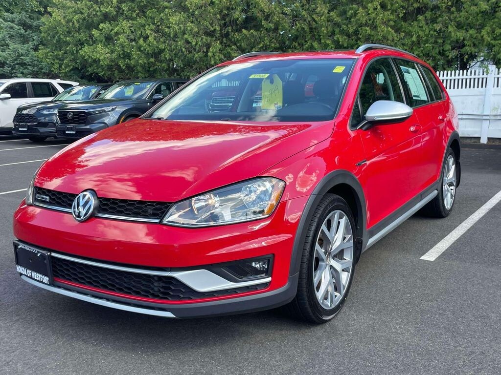 Used 2017 Volkswagen Golf Alltrack Wagon