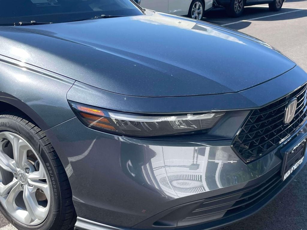 2024 Honda Accord LX - Photo 9