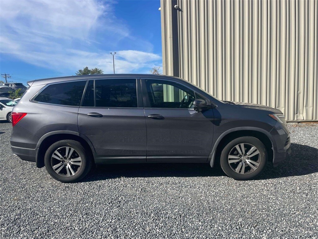 2016 Honda Pilot EX-L photo 4