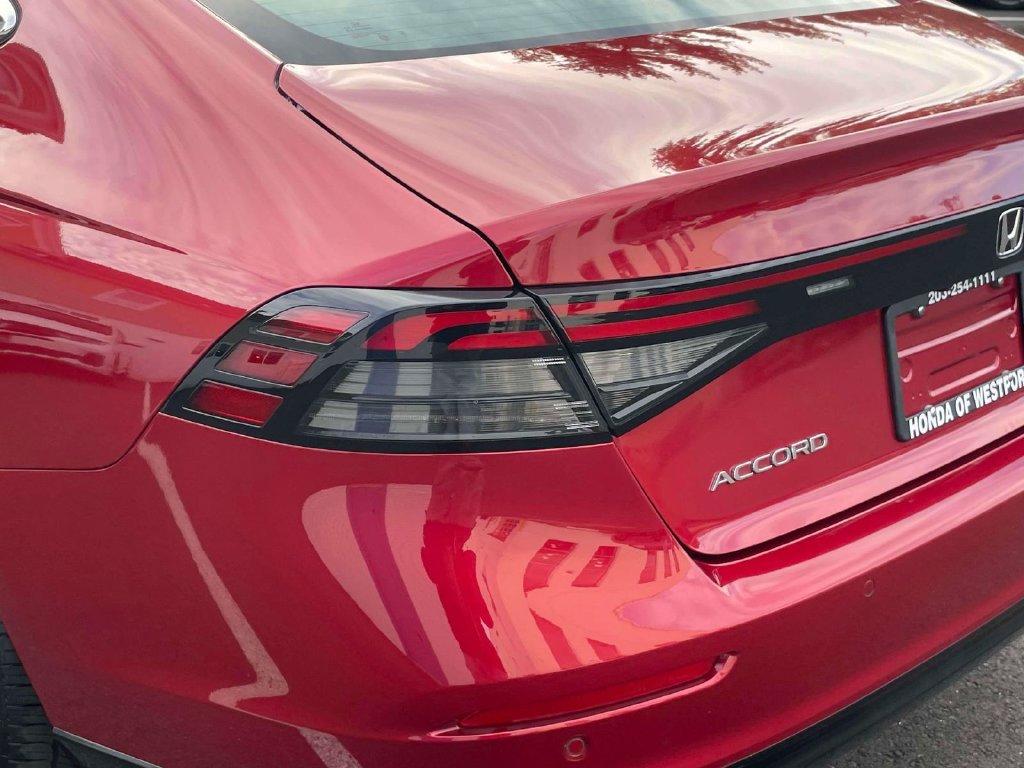 2023 Honda Accord Hybrid Touring - Photo 10