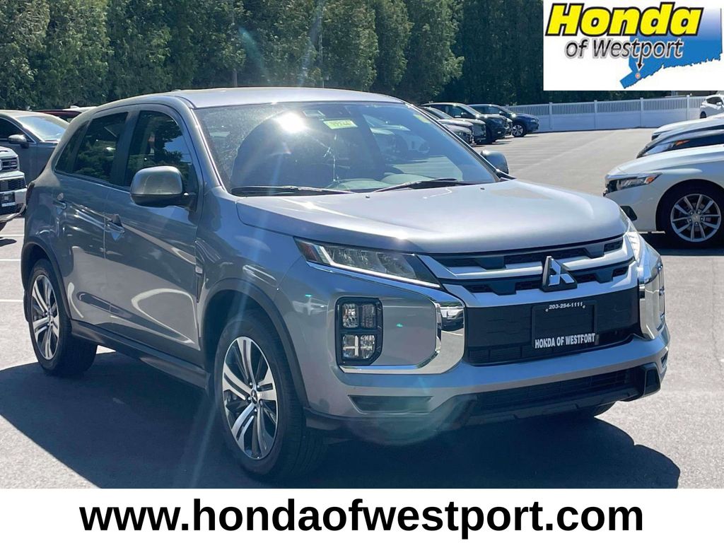 2021 Mitsubishi Outlander Sport 2.0 ES 2WD CVT's photo