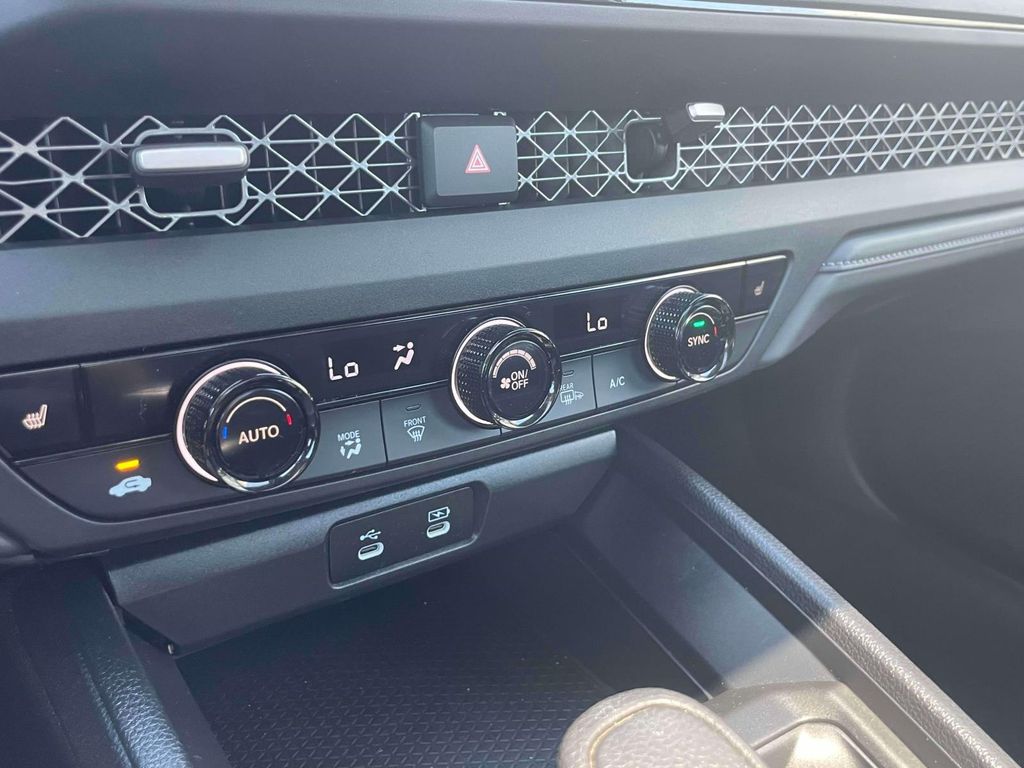 2025 Honda Accord SE - Photo 31