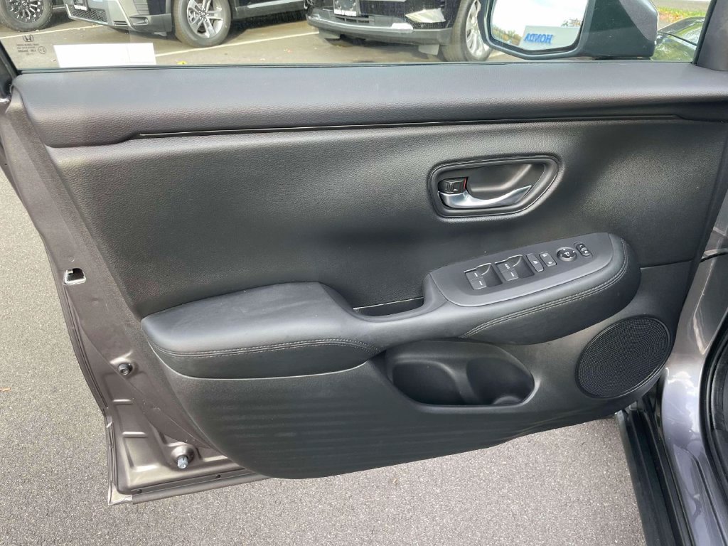 2023 Honda HR-V LX - Photo 16