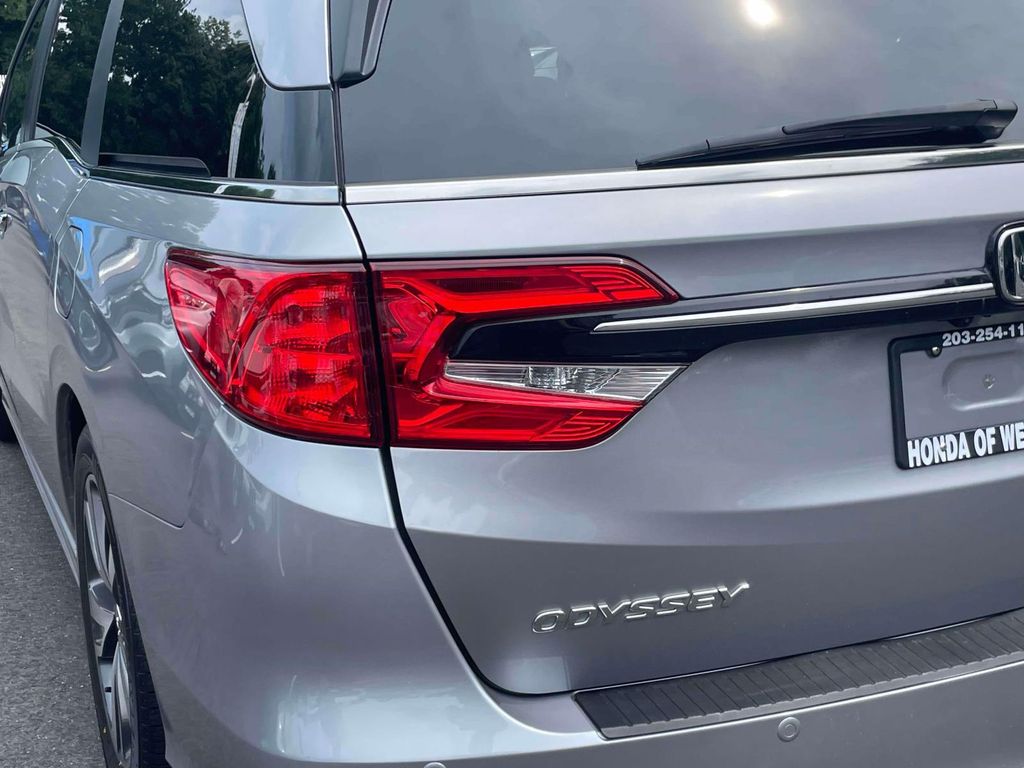 2023 Honda Odyssey Touring - Photo 7