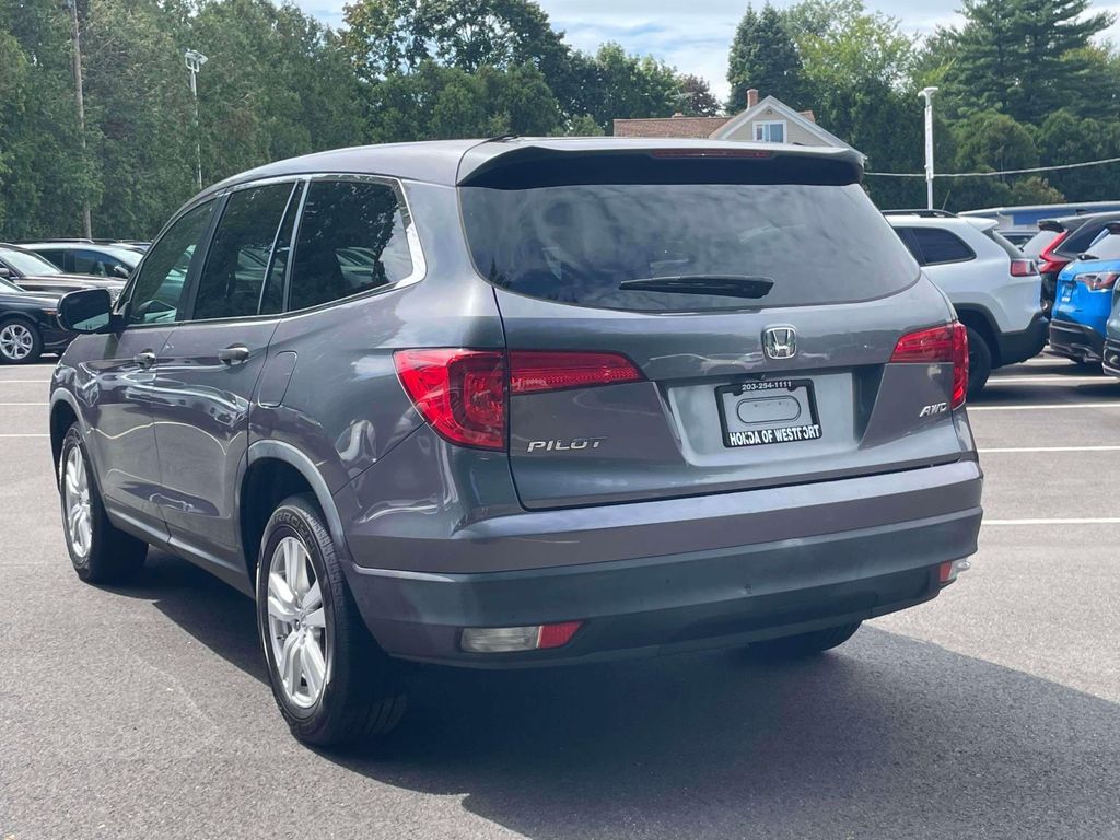 2016 Honda Pilot LX - Photo 6