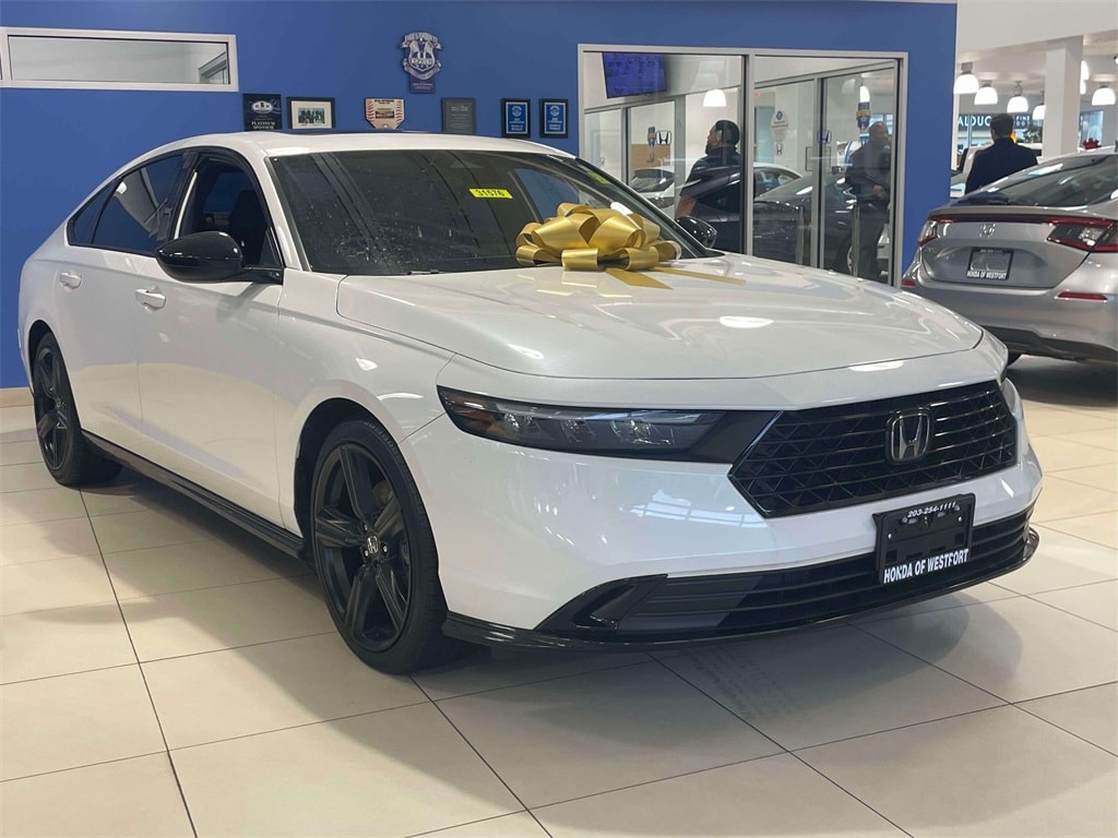 2024 Honda Accord Hybrid Sport-L's photo