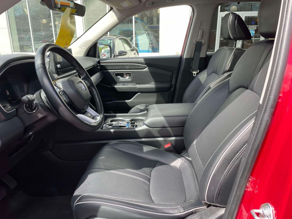 2023 Honda Pilot Elite - Photo 16