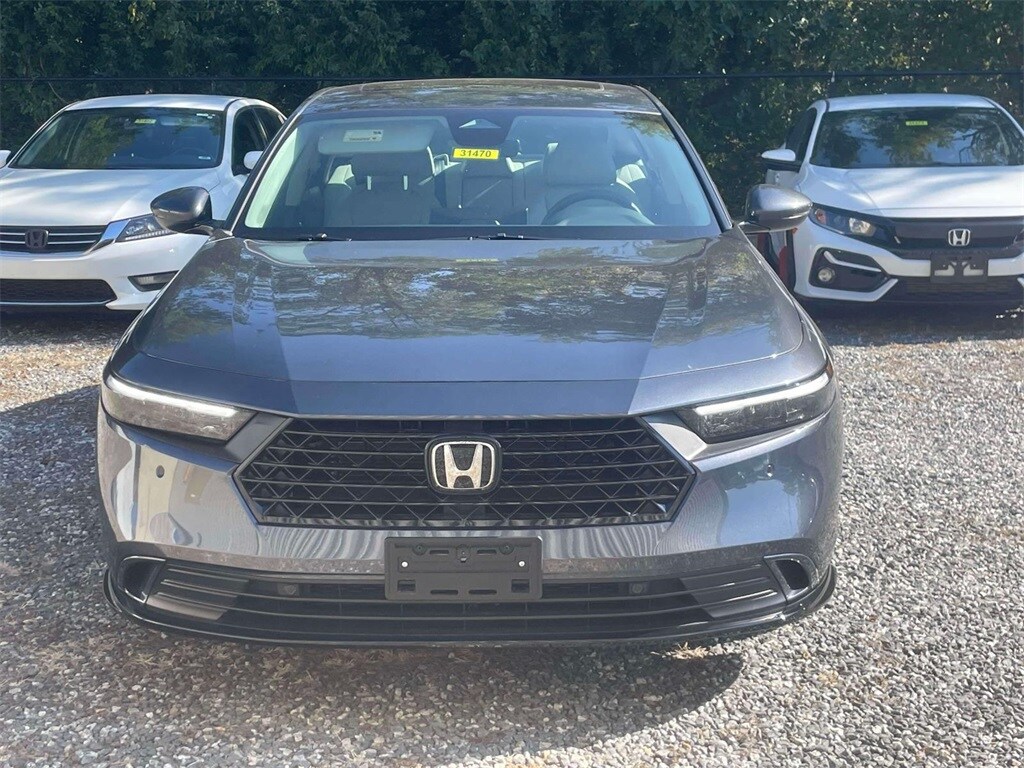 2025 Honda Accord Hybrid EX-L photo 2