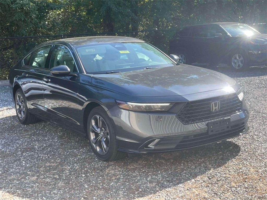 2025 Honda Accord Hybrid EX-L's photo