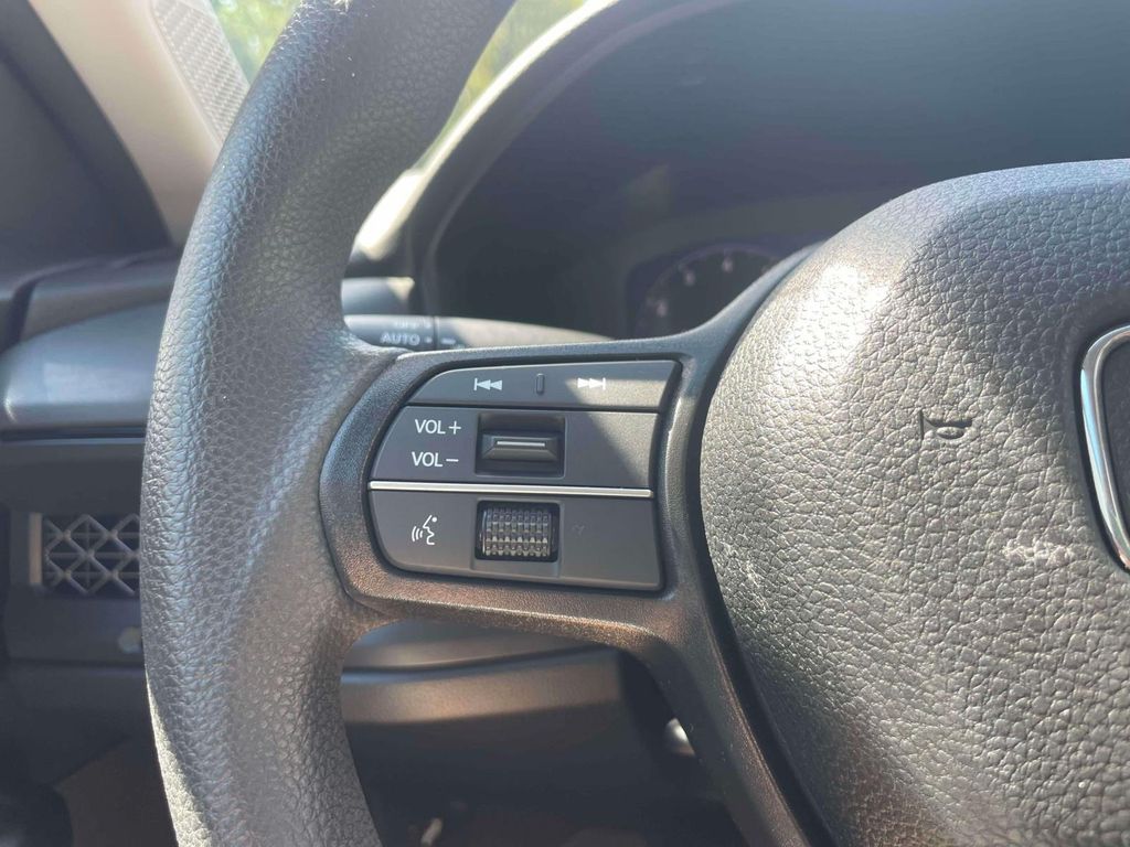 2023 Honda Accord EX - Photo 23