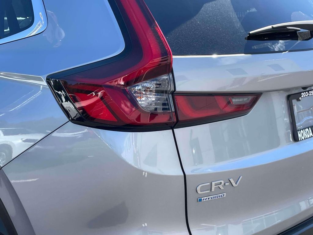2024 Honda CR-V Sport-L - Photo 10