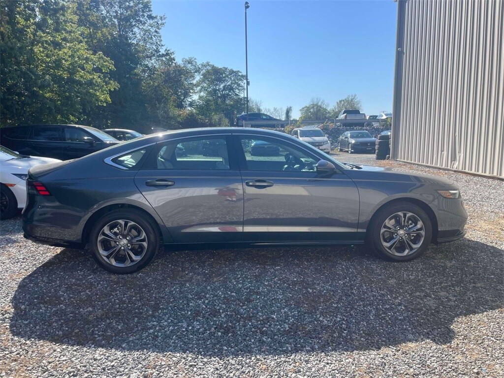 2025 Honda Accord Hybrid EX-L photo 4