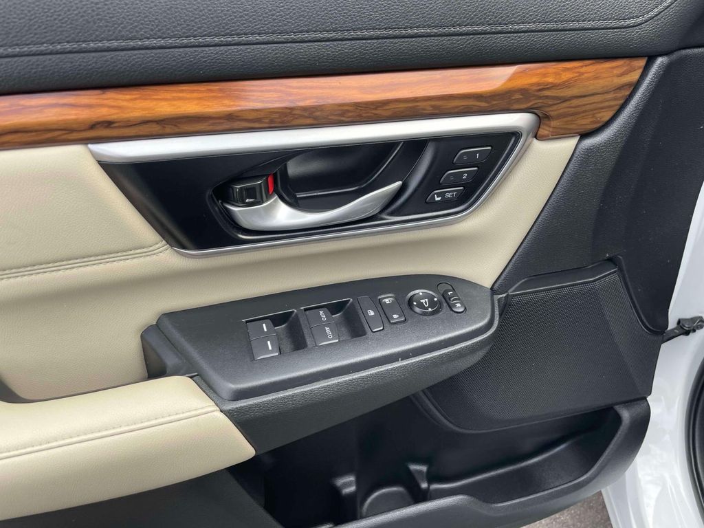 2022 Honda CR-V EX-L - Photo 16