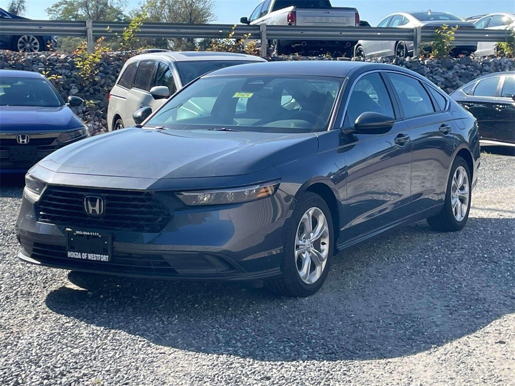 2023 Honda Accord LX photo 2