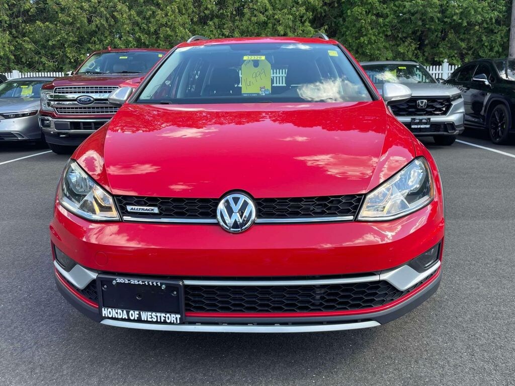 Used 2017 Volkswagen Golf Alltrack Wagon