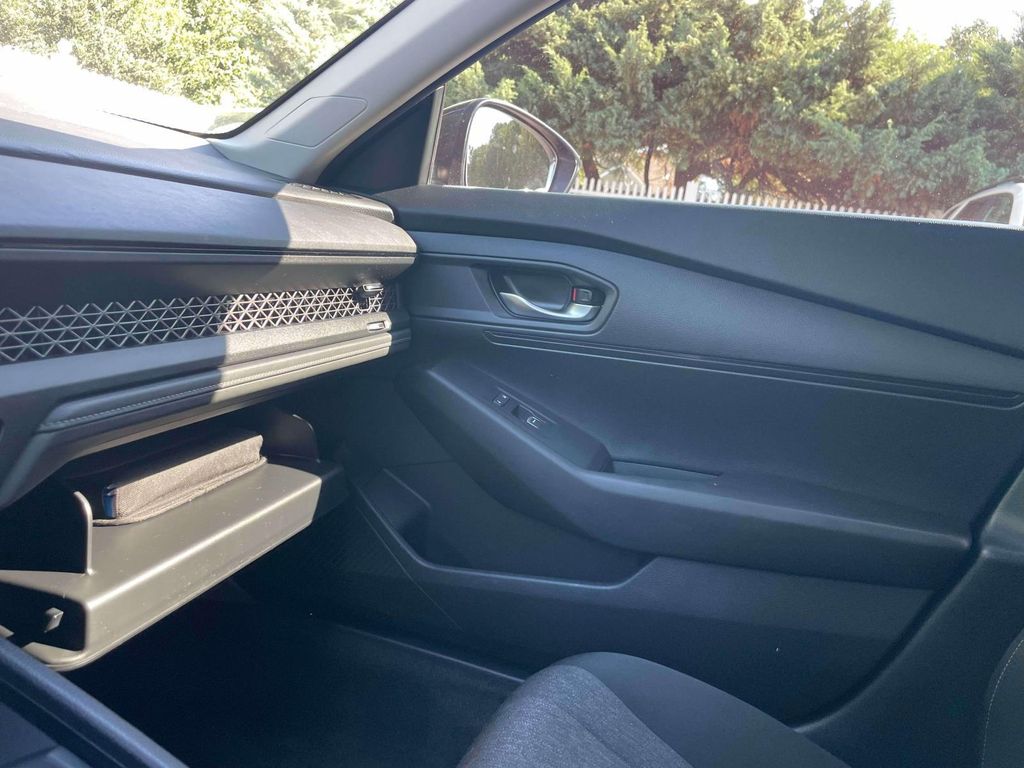 2024 Honda Accord LX - Photo 33
